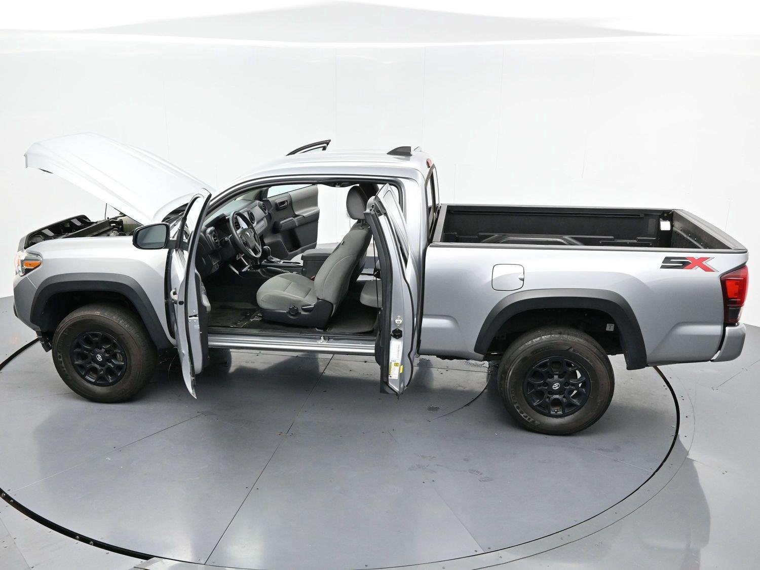 Used 2021 Toyota Tacoma SR w/ SX Package RWD image 38