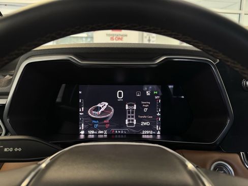 Certified 2023 GMC Canyon AT4 image 17