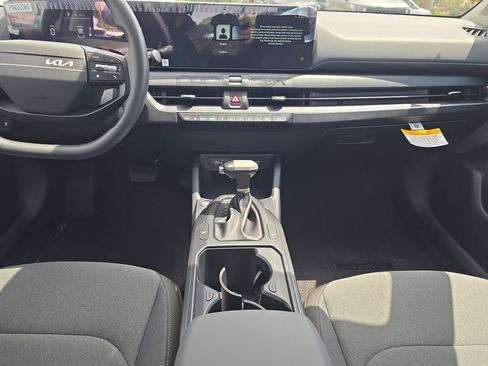 New 2026 Kia K4 FWD image 13