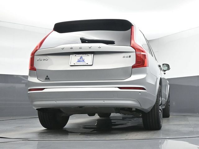 Used 2023 Volvo XC90 B5 Core w/ Climate Package AWD/4WD image 40