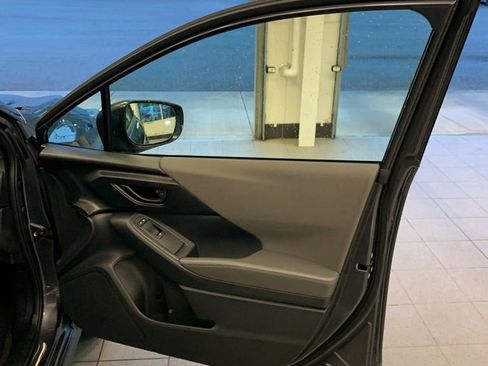 Used 2025 Subaru Crosstrek 2.0i Premium w/ Crosstrek Mirror Package image 15