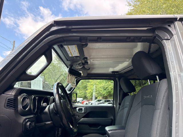 Used 2020 Jeep Wrangler Unlimited Sahara AWD/4WD image 27