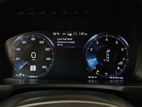 Used 2019 Volvo XC90 T6 Momentum w/ Protection Package image 28