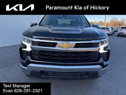 Used 2023 Chevrolet Silverado 1500 LT image 2