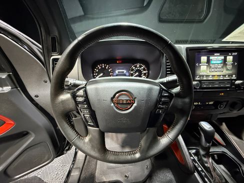 Certified 2022 Nissan Frontier Pro-X w/ Technology Package image 9