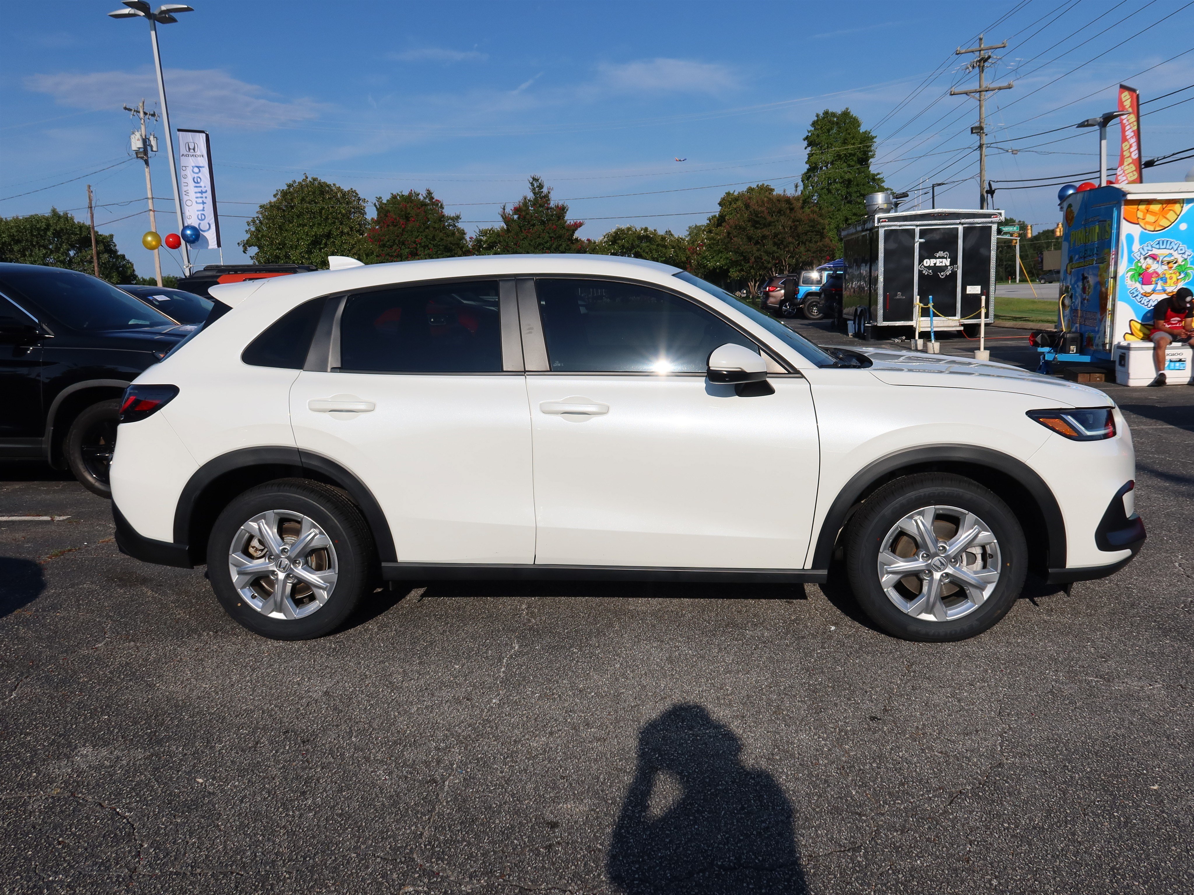 Certified 2024 Honda HR-V LX image 3