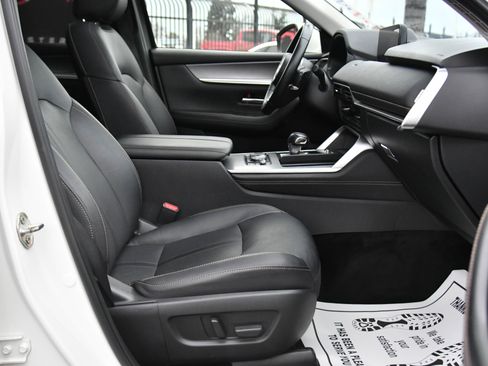 Used 2024 MAZDA CX-90 3.3 Turbo w/ Preferred Plus image 49