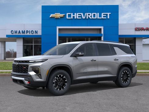 New 2026 Chevrolet Traverse Z71 w/ Enhanced Driving Package image 2