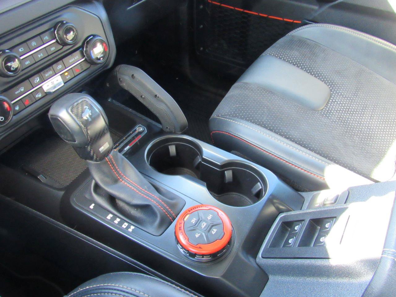 Used 2025 Ford Bronco Raptor w/ Interior Carbon Fiber Pack AWD/4WD image 7