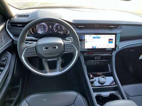 New 2026 Jeep Grand Cherokee L Limited w/ Limited Altitude Package image 12