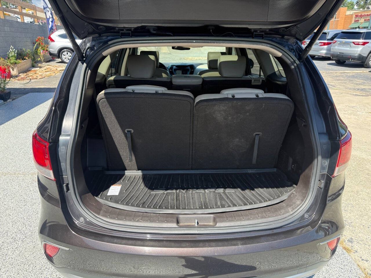 Used 2018 Hyundai Santa Fe AWD w/ SE Ultimate Tech Package 03 image 16