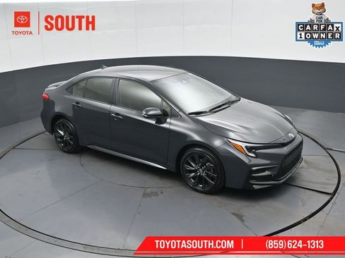 Used 2026 Toyota Corolla SE w/ SE Premium Package image 47