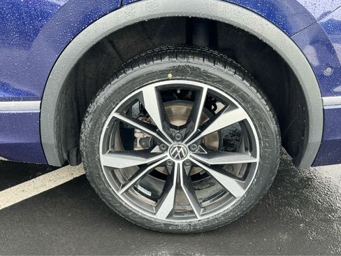 Used 2022 Volkswagen Tiguan SEL R-Line AWD/4WD image 14