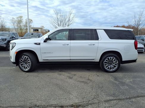 Certified 2024 GMC Yukon XL Denali Ultimate image 2