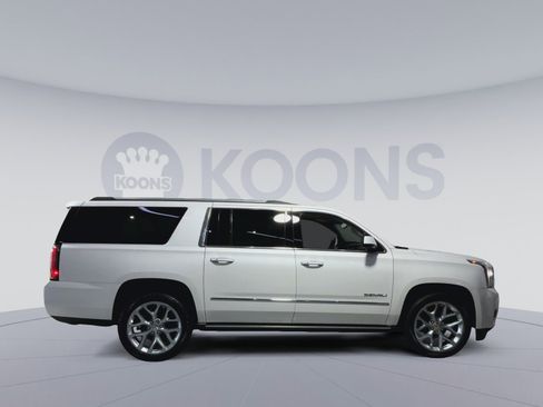 Used 2019 GMC Yukon XL Denali w/ Denali Ultimate Package image 12