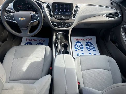 Used 2024 Chevrolet Malibu LT FWD image 17