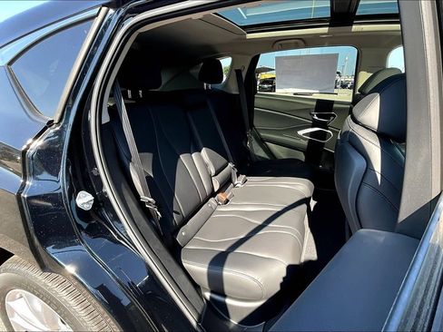 Used 2024 Acura RDX SH-AWD image 23