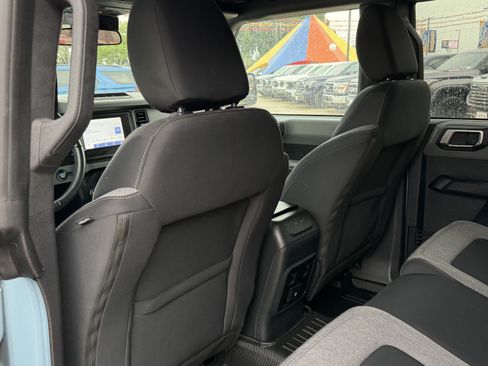 Certified 2023 Ford Bronco Big Bend w/ Sasquatch Package AWD/4WD image 12