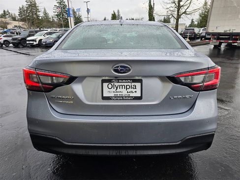 Used 2024 Subaru Legacy Limited image 5