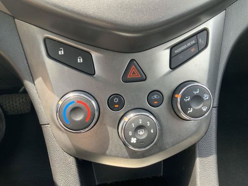 Used 2015 Chevrolet Sonic LT FWD image 32