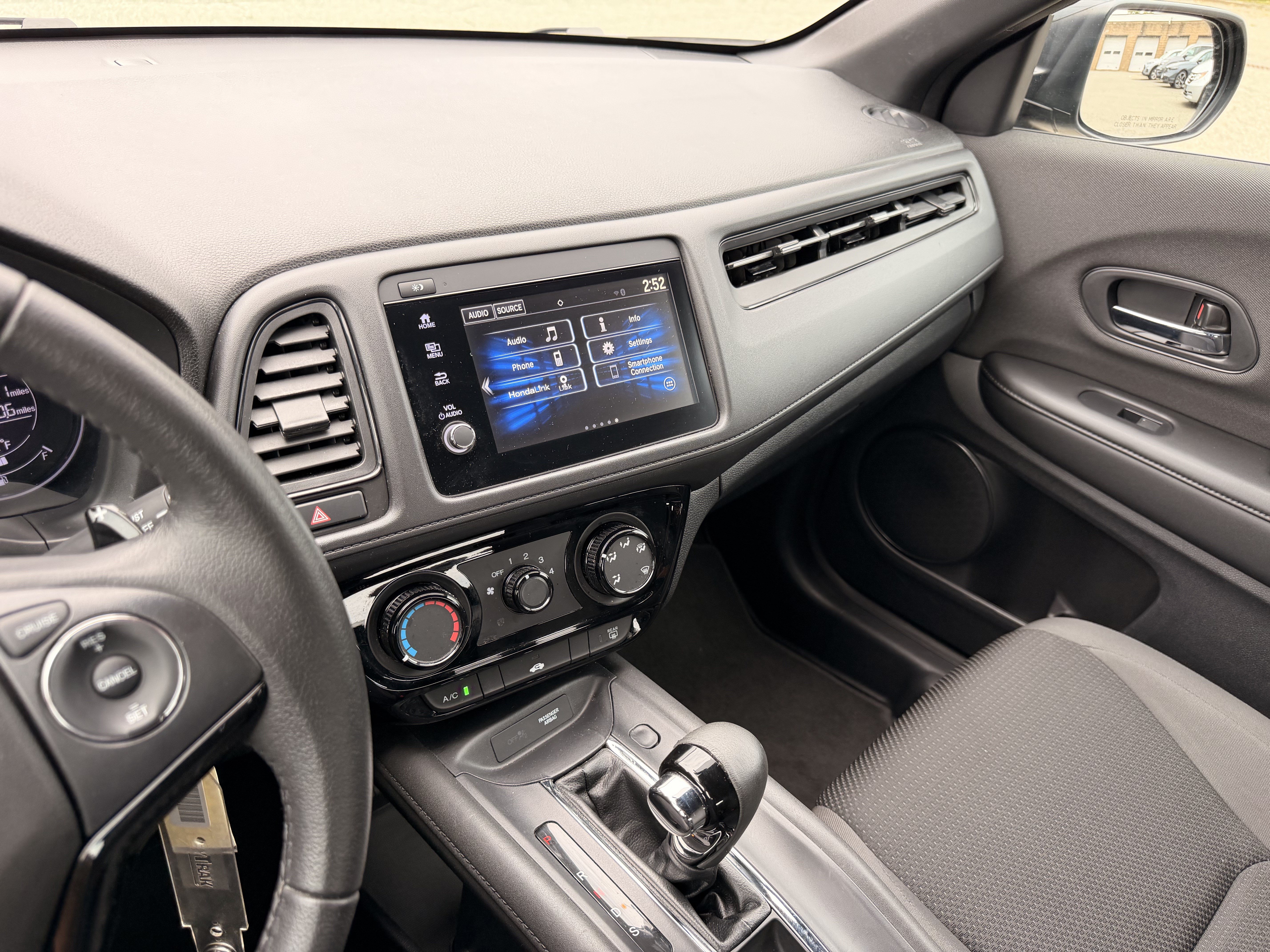 Used 2020 Honda HR-V Sport image 18