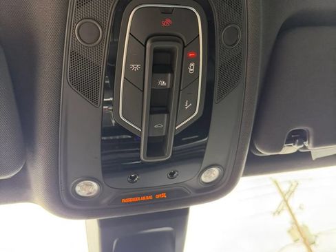 Used 2018 Audi Q7 3.0T Prestige AWD/4WD image 19