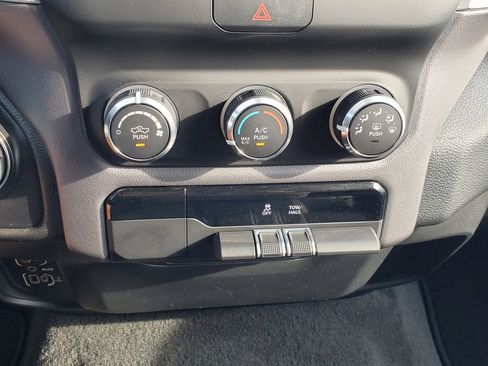 Used 2023 RAM 1500 Big Horn AWD/4WD image 26
