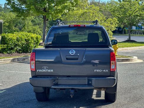 Used 2011 Nissan Frontier PRO-4X w/ Pro-4x Luxury Pkg AWD/4WD image 15