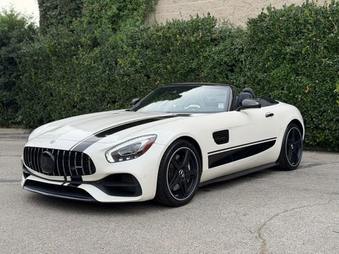 Used 2018 Mercedes-Benz AMG GT Roadster image 1