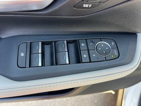 Used 2024 Toyota Grand Highlander AWD Hybrid image 29
