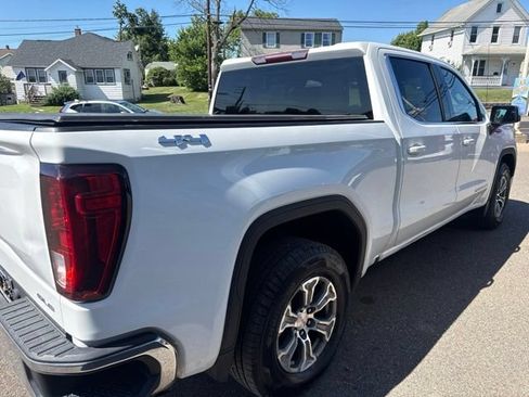 Used 2021 GMC Sierra 1500 SLE AWD/4WD image 6