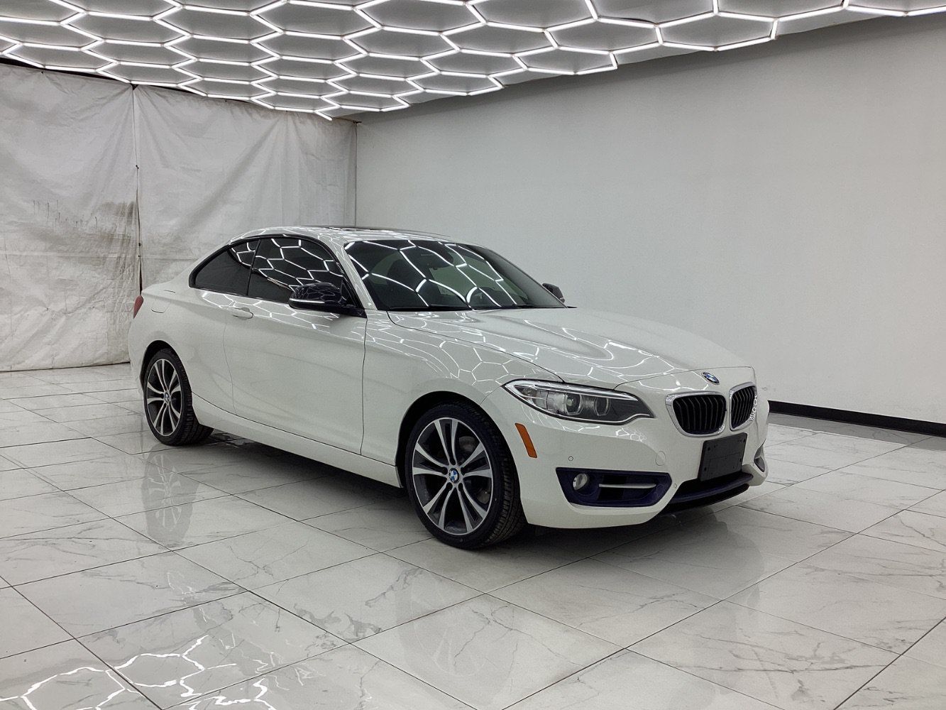 Used 2015 BMW 228i xDrive Coupe AWD/4WD image 7