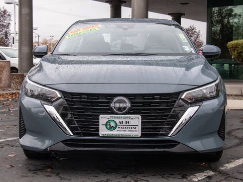Used 2024 Nissan Sentra SV image 2