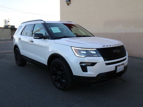 Used 2019 Ford Explorer Sport w/ Equipment Group 401A image 3