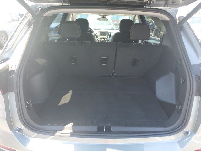 Used 2024 Chevrolet Equinox LT w/ Driver Convenience Package FWD image 9