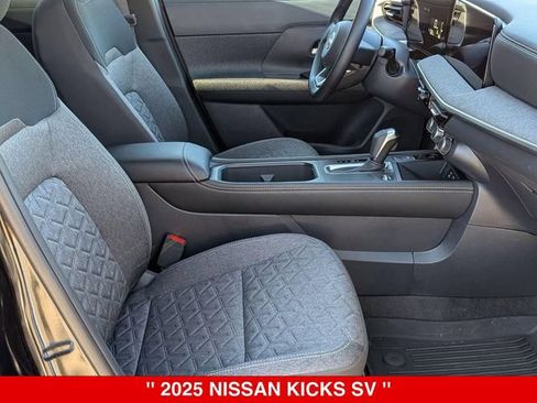 Certified 2025 Nissan Kicks SV w/ SV Premium Package AWD/4WD image 38
