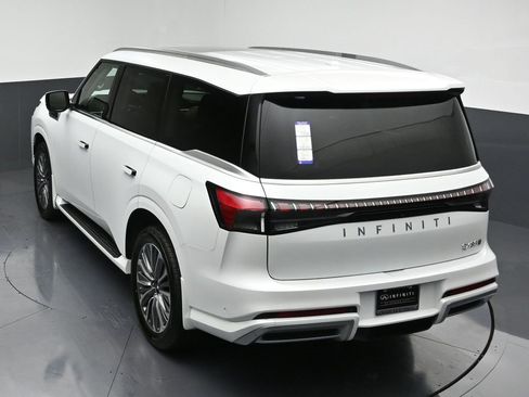 New 2026 INFINITI QX80 Luxe image 28