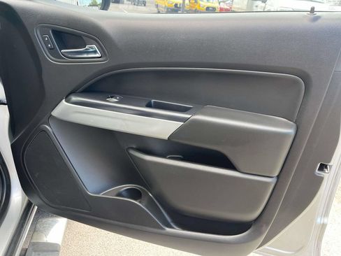 Used 2017 Chevrolet Colorado LT w/ Luxury Package, Chrome RWD image 25