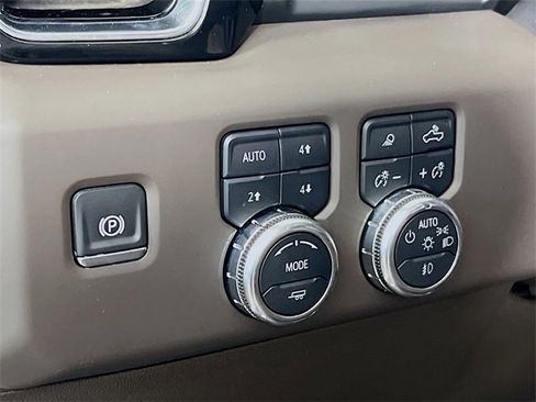 Used 2024 GMC Sierra 1500 Denali image 11