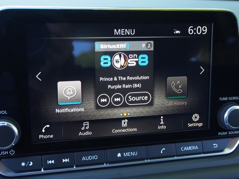 Used 2026 Nissan Rogue SV FWD image 27