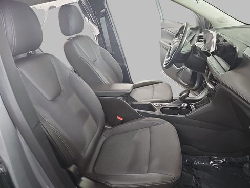 Used 2025 Buick Encore GX Preferred w/ Comfort Package FWD image 13