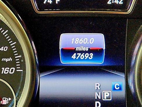 Used 2018 Mercedes-Benz GLS 450 4MATIC w/ Premium Package image 16