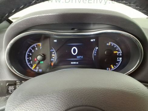 Used 2021 Jeep Grand Cherokee Limited AWD/4WD image 18