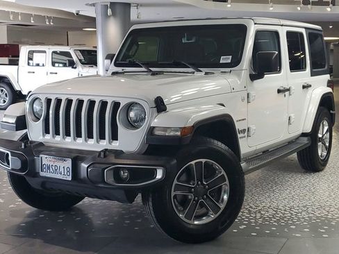 Used 2018 Jeep Wrangler Unlimited Sahara image 33
