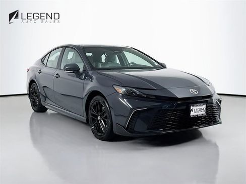 Used 2025 Toyota Camry SE w/ Multimedia Upgrade Package AWD/4WD image 1