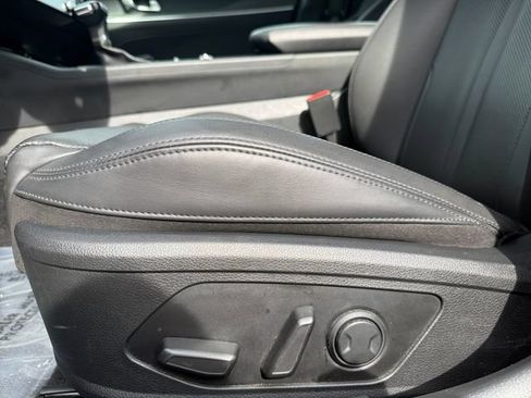 Used 2025 Kia K5 EX FWD image 21