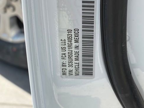 Used 2024 RAM 2500 Big Horn w/ Protection Group image 34