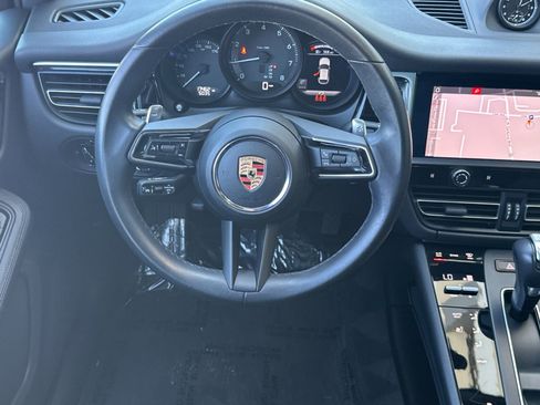 Used 2023 Porsche Macan AWD/4WD image 14