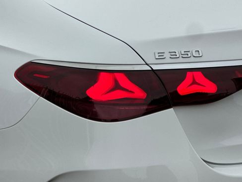 Certified 2024 Mercedes-Benz E 350 4MATIC Sedan image 15