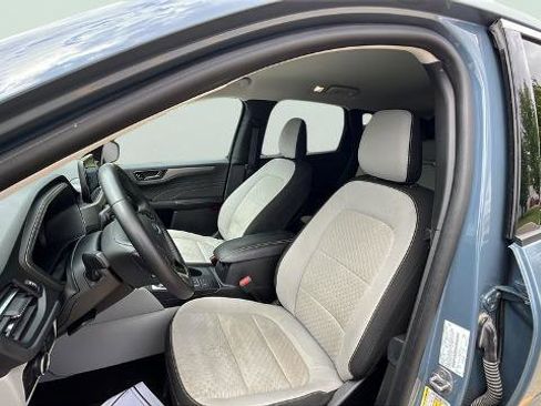 Certified 2023 Ford Escape Active FWD image 15